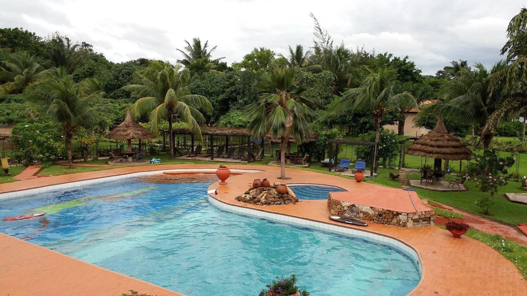 阿法奇寇河滨度假村 Akosombo 外观 照片